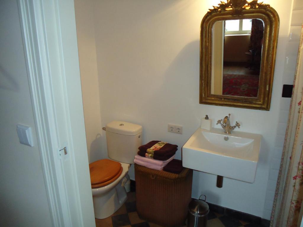 B&B Rose Court Beek  Szoba fotó